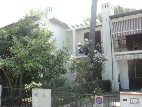 VILLA ANNA