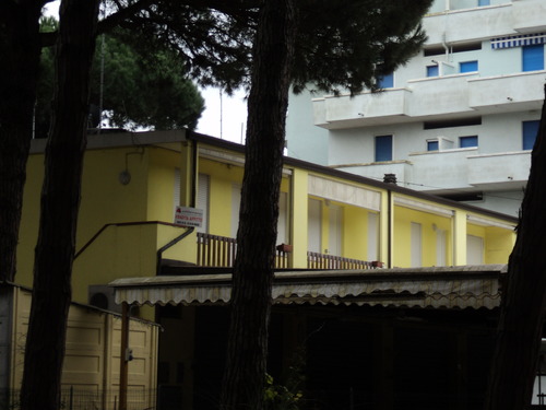 LIDO ESTENSI TRILOCALE OCCASIONE