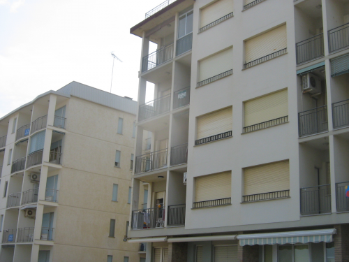 BILOCALE FRONTE MARE