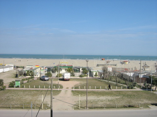 BILOCALE FRONTE MARE CON BELLISSIMA VISTA